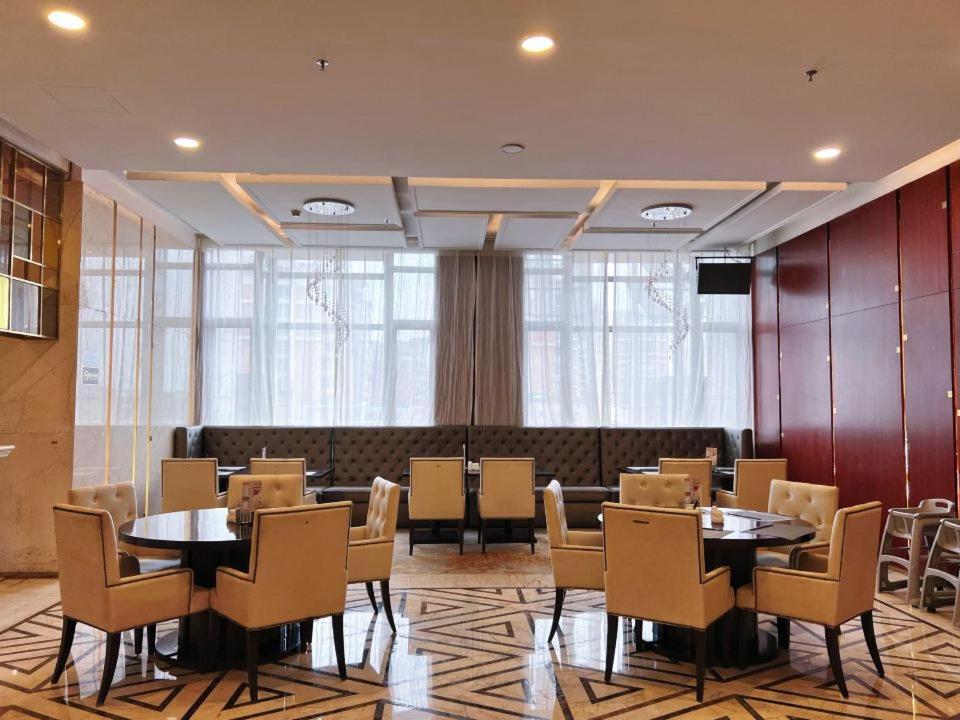 Menshine Gloria Plaza Hotel Shantou Exterior photo